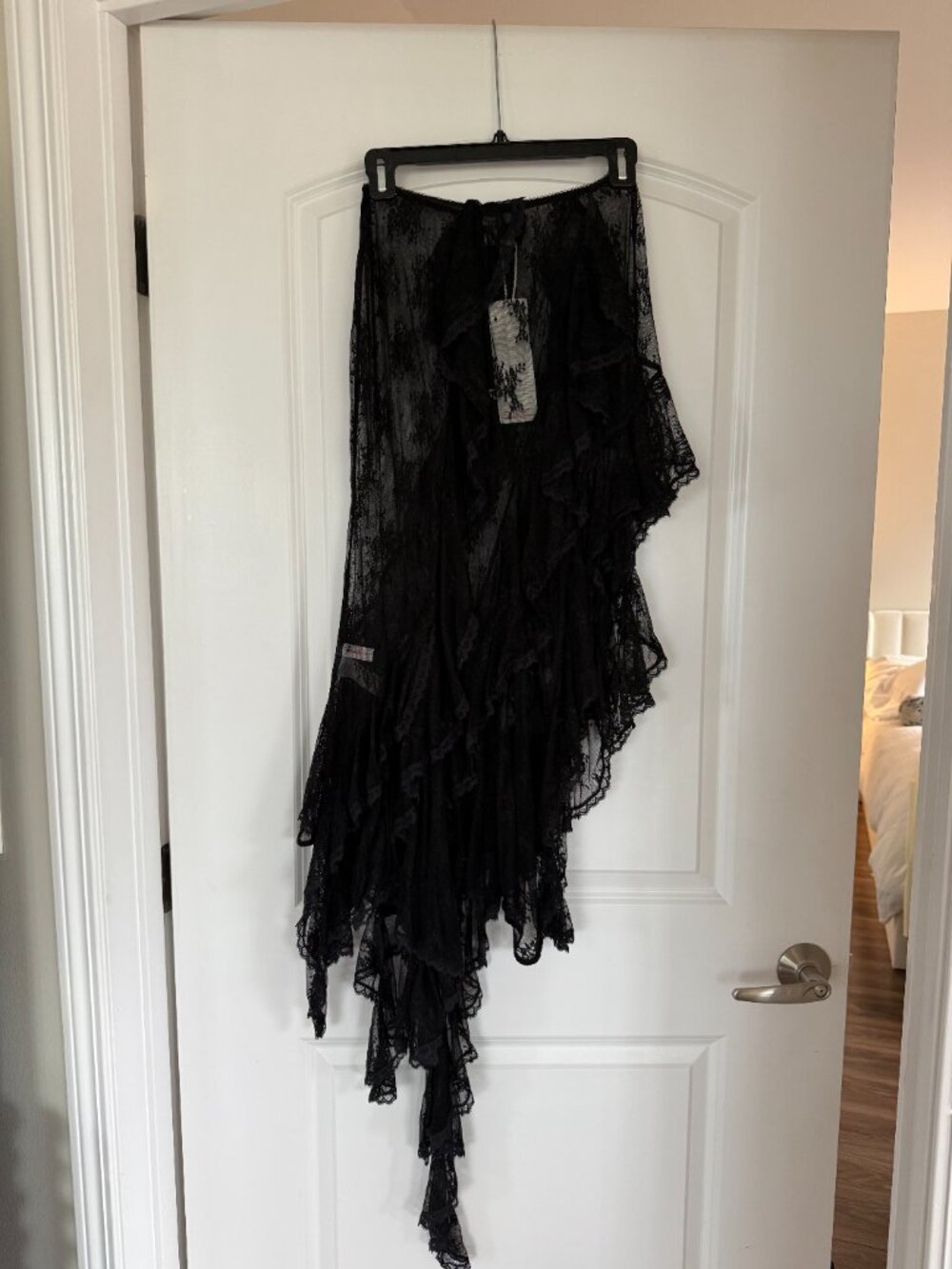 Yuhan Wang Lace Ruffled Skirt - Picture 2 of 2